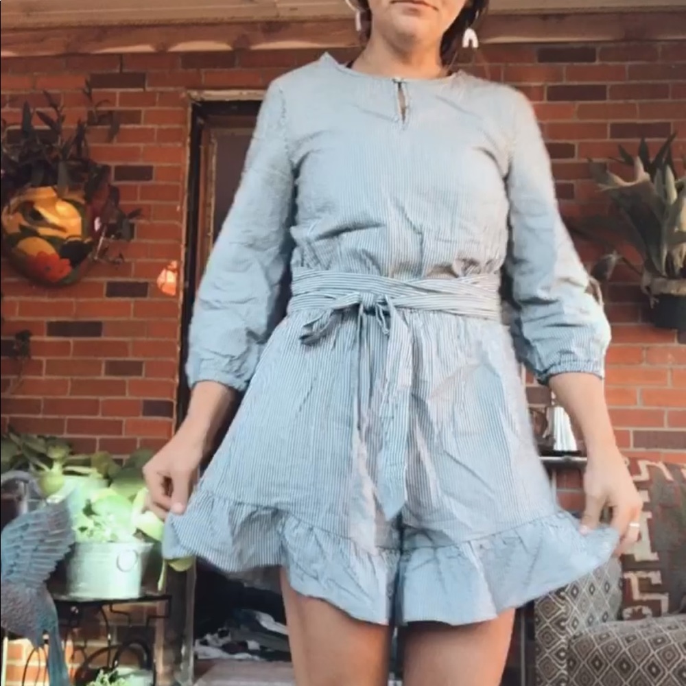 Striped ruffle romper! - Picture 2 of 9